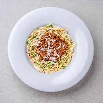 Buffalo Minced Beef with Spaghetti Aglio